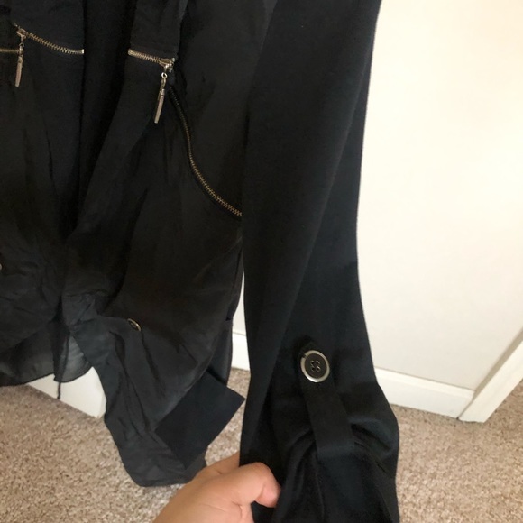 top - Picture 4 of 5